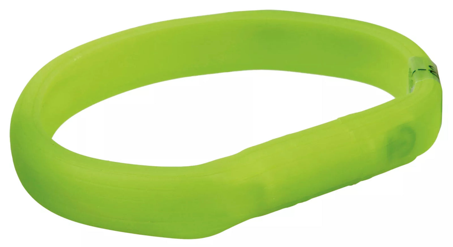 Trixie LED antkaklis USB, platus, silikonas, M-L: 50 cm/18 mm, žalias