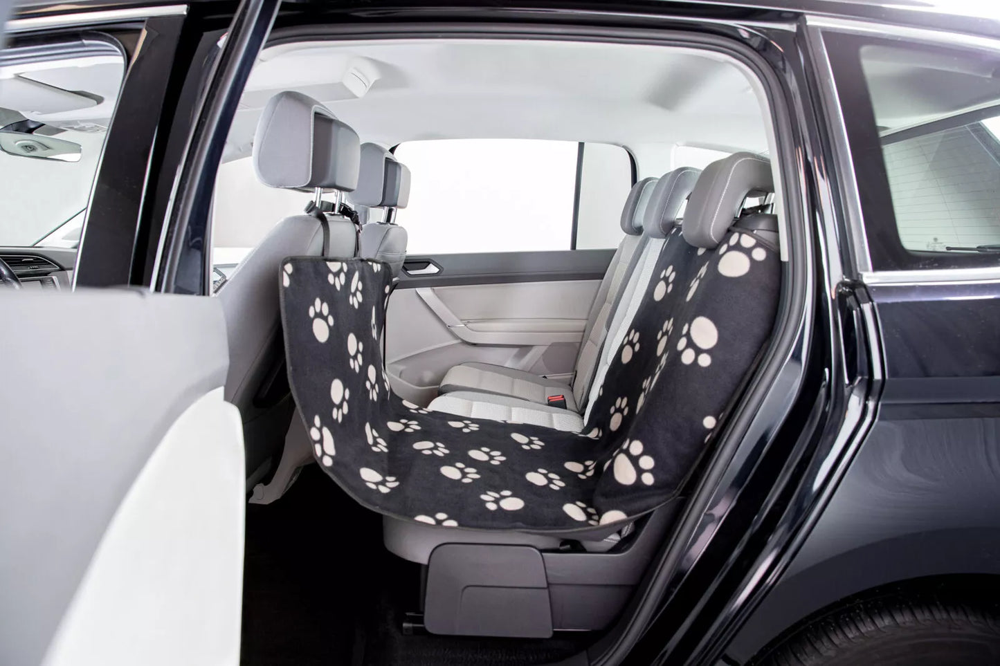 Trixie Automobilio sėdynės užtiesalas, siauras, tinka priek. sėdynei 0.65x1.45 m, juodas