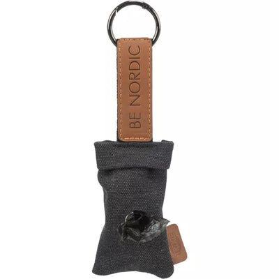 TRIXIE BE NORDIC Išmatų maišelių dėklas su 1 rulonu-20 maiš., juodas